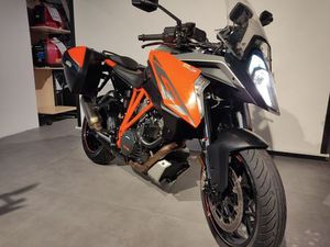 KTM 1290 SUPER DUKE GT AKRA KOFFER 0 ANZ. 112€ RATE