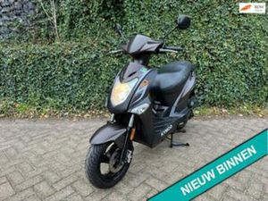 KYMCO AGILITY FAT 12 FR LANG 45KM E4 SCOOTER BETAAL MET IN3 — SCOOTERS | KYMCO — MARKTPLAATS