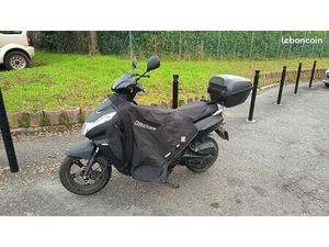 SCOOTER PEUGEOT KISBEE 50 BLACK EDITION