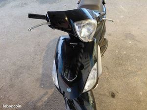VENTE DE SCOOTER 50 CC PIAGGOT FLY 2T