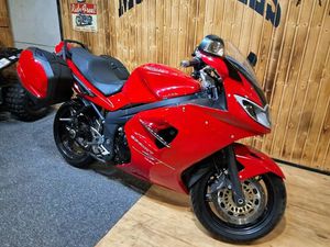 TRIUMPH SPRINT TRIUMPH SPRINT ST 1050 ZADBANY JAK NOWY..KUFRY..MALY PRZEBIEG STARE MIASTO