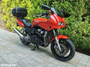 YAMAHA FZS