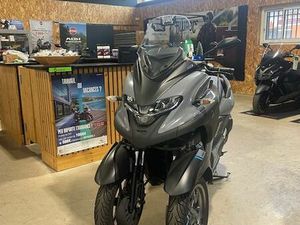 YAMAHA TRICITY 300 CC