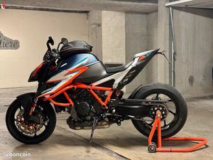 KTM SUPERDUKE 1290RR