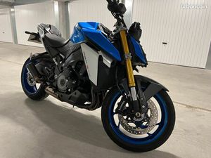 SUZUKI GSX-S 1000 2022