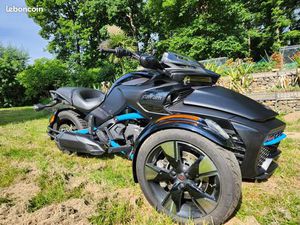CAN-AM SPYDER F3-S SPECIAL SERIES - 230KMS RÉELS – RÉVISION / ENTRETIEN OK