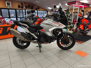 KTM 1290 SUPER ADVENTURE S 2023