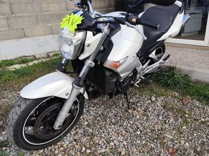 SUZUKI GSR 600 – 2006 – 84 039 KM