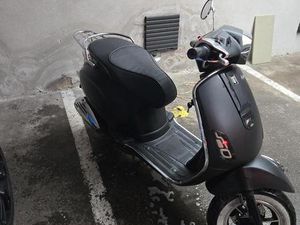 ② NAPOLI MAT ZWART SCOOTER