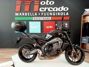 YAMAHA - MT 09