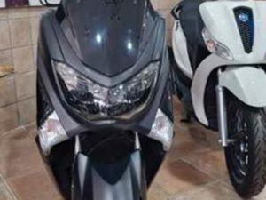 YAMAHA - N MAX
