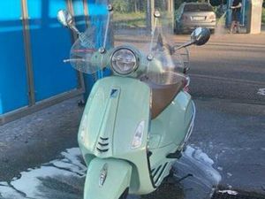 VESPA PRIMAVERA (MINT GROEN) 45KM/H — SCOOTERS | VESPA — MARKTPLAATS