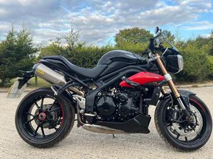2013 13 TRIUMPH SPEED TRIPLE 1050 R BLACK NEW MOT HISTORY 12K MILES NAKED