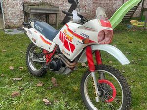 ② YAMAHA TENERE 600 XTZ