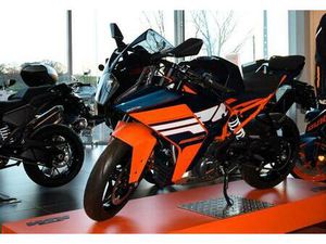 ② KTM RC390