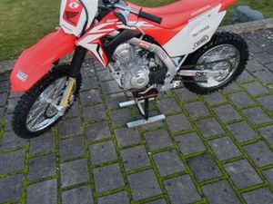 HONDA CRF 125 KLEINRAD CA. 6BS! NEUZUSTAND!