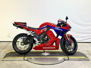 2024 HONDA® CBR600RR