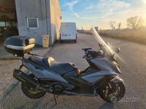 KYMCO AK 550 - 2017 MOTORE FUSO