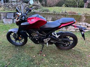 HONDA CB 125 R ABS ROSSO