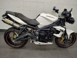 TRIUMPH STREET TRIPLE 675 R 675 CC