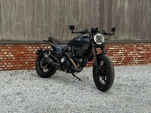 ② DUCATI SCRAMBLER NIGHTSHIFT, ÉCHAPPEMENT TERMIGNONI, 4700KM