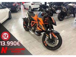KTM - 1290 SUPER DUKE R