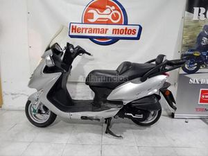 KYMCO - GRAND DINK 125