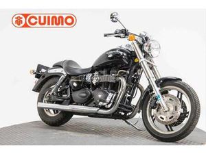 TRIUMPH - SPEEDMASTER 900 2-TONE