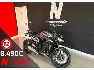 TRIUMPH - STREET TRIPLE 765
