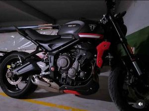 TRIUMPH - TRIDENT 660