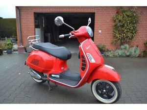 VESPA GTS 125