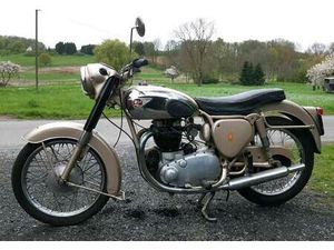 BSA A10 GOLDEN FLASH