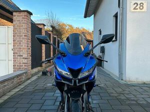 YAMAHA YZF R125