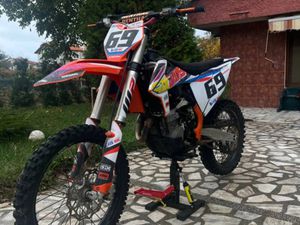 KTM SX-F →