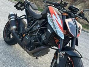 KTM - 1290 SUPER DUKE R