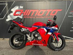 HONDA CBR 600 RR 1500 KM 2024