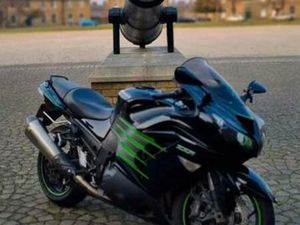KAWASAKI ZZR1400 2017 - SUPER SPORT TOPPER! — MOTOREN | KAWASAKI — MARKTPLAATS