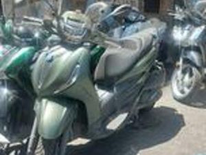 PIAGGIO BEVERLY 300 2023