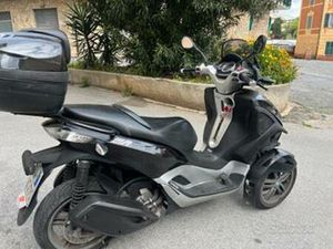 PIAGGIO MP3 300 YOURBAN LT PATENTE B