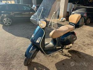 VESPA GTS 250