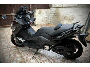 YAMAHA TMAX 530