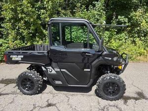 CANAM TRAXTER HD10 XT 25 - MARSH POWERSPORTS SPECIAL EDITION- NOW REDUCED!