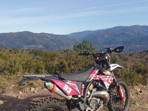 MOTA GASGAS EC 300 DE 2008 ARCOS DE VALDEVEZ (SÃO PAIO) E GIELA