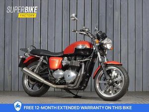 TRIUMPH BONNEVILLE 900