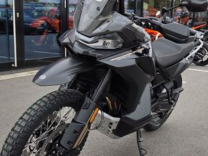 CFMOTO 800MT-X