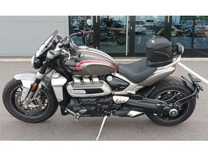 TRIUMPH ROCKET 3 GT