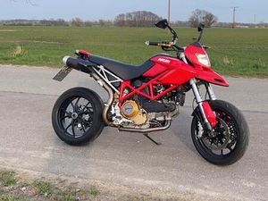 DUCATI HYPERMOTARD 1100 S