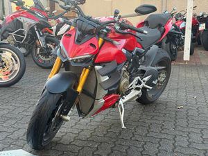 DUCATI V4S STREETFIGHTER