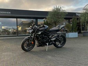 TRIUMPH STREET TRIPLE RS AKTIONSPREIS