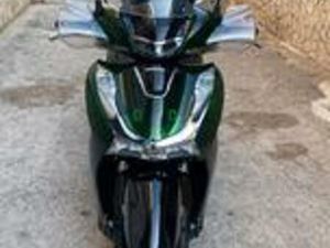 HONDA SH 150 ABS VETRO
